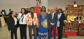 S.Exa. Embaixatriz de Angola em Portugal, Sra. Susana Barrica, presente na 30.ª edição do Bazar Diplomático