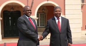 Presidente da República, João Lourenço (à dir.), encontra-se com homólogo do Botswana, Mokgweetsi Masisi FOTO: PEDRO PARENTE