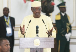 PRESIDENTE DO TCHAD IDRISS DEBY DISCURSANDO DURANTE AS CONVERSAÇOES ENTRE ANGOLA E TCHADFOTO: FRANCISCO MIUDO 