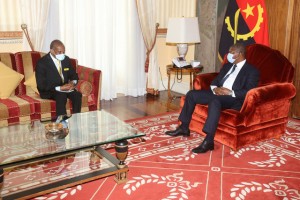 PRESIDENTE DA REPÚBLICA ( À DIREITA), JOÃO LOURENÇO, RECEBE LÍDER DA CASA-CE FOTO: PEDRO PARENTE