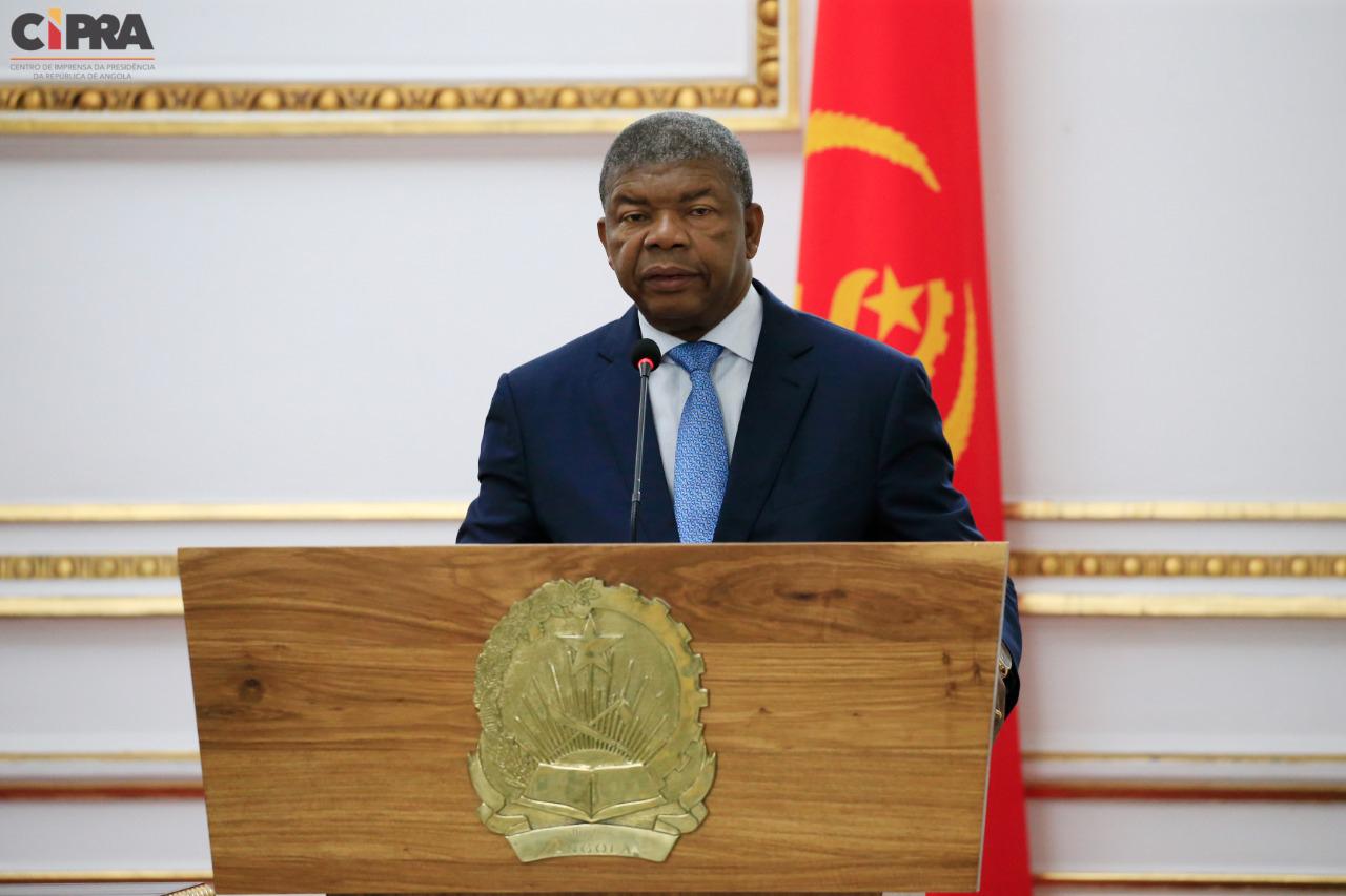 Embaixada da República de Angola em Portugal Tomada de posse dos novos membros do Conselho da