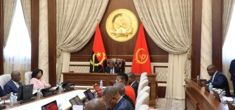 Reunião do Presidente da República João Lourenço com o Executivo e o Governador Provincial de Luanda Manuel Gomes da Conceição Homem