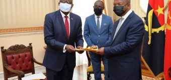 Presidente da República João Lourenço recebeu em audiência o Vice-Primeiro Ministro e Ministro dos Negócios Estrangeiros da República Democrática do Congo Christophe Lutundula Pen’Apala